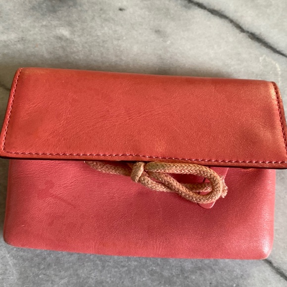 Kate Spade coin purse - Picture 1 of 4